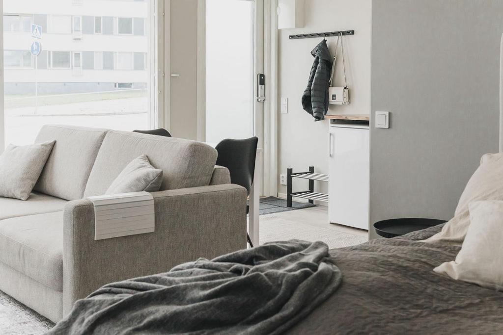 Beautiful New Studio Apartment Nearby The Center Турку Екстер'єр фото
